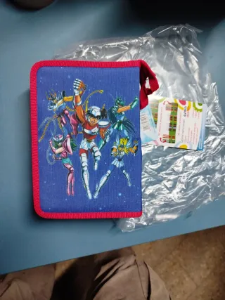 Astuccio colori Cavalieri dello Zodiaco