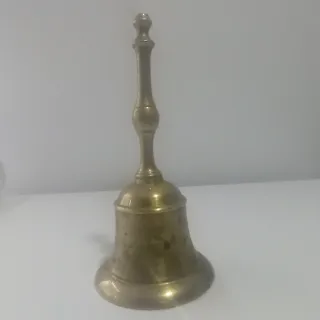 Antigua campana llamador de bronce