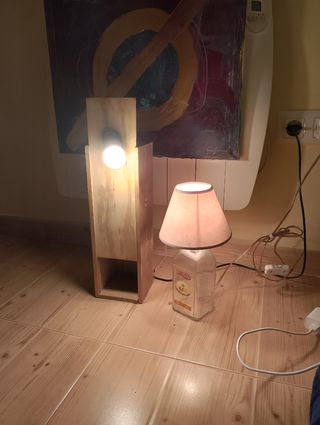 Lámparas artesanales de madera y cristal