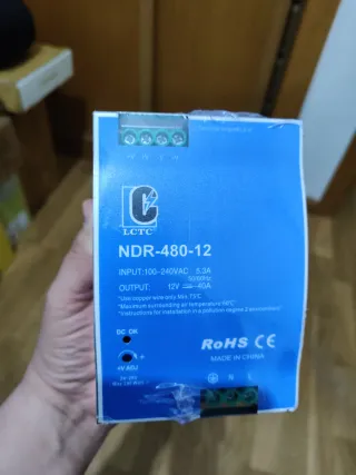 Fuente de alimentación LCTC NDR-480-12.