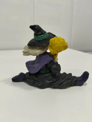 Conjunto 2 Figuras Brujitas Escoba