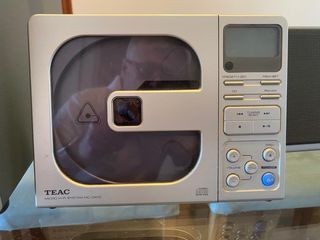 Sistema Hi-Fi TEAC MC-DX10 con Subwoofer