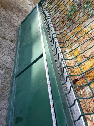 Puerta metálica para finca