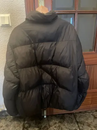 Cazadora acolchada negra