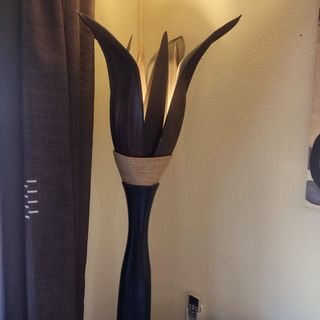 Lámpara de pie artesanal madera y yute