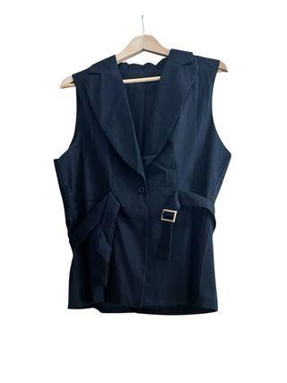 Blazer sin mangas negro