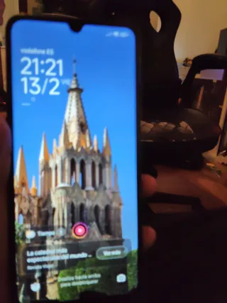 Teléfono móvil verde