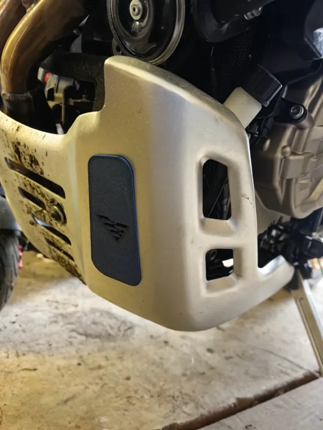 Protector refrigerante Voge 800 Rally