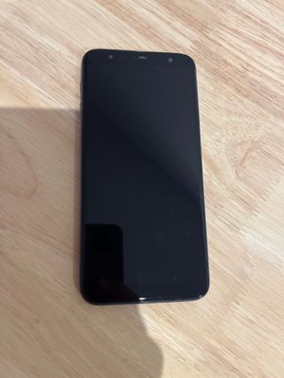 Samsung Galaxy J6 Plus metalizado + 2 fundas