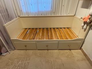 Cama divan IKEA Hermes + 2 colchones