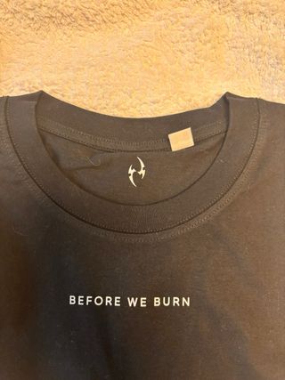 Camiseta Blade Divine Negra Talla M Sin estrenar