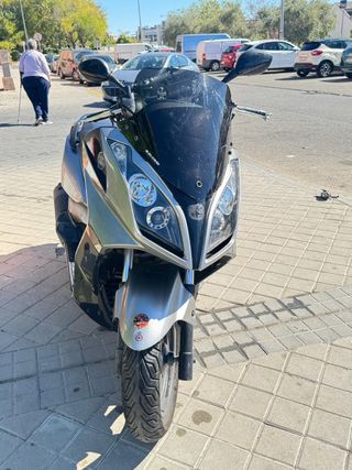 Kymco Superdink 125 - Motor 300
