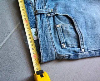 Lacoste Jeans w32 l34 Premium quality