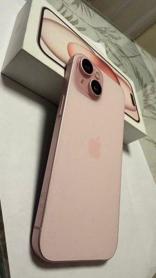 iPhone 15 Rosa