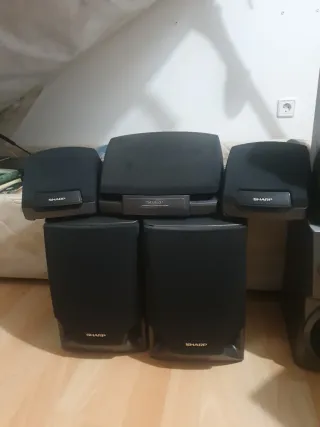 Altavoces Sharp Negros