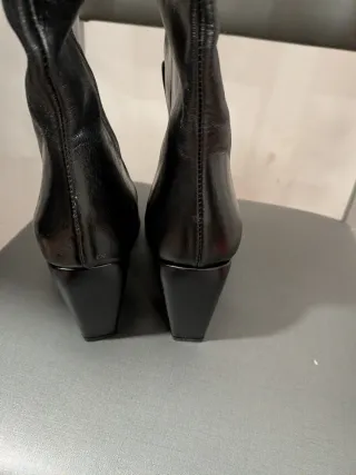 Botas de piel Zara negras