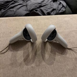 Oculus Quest 2 64GB + Power Bank