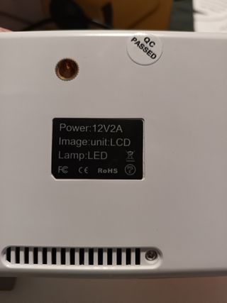 Mini proyector YG300