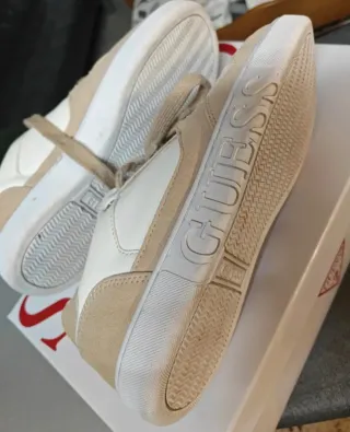 Scarpe donna Guess beige/bianche