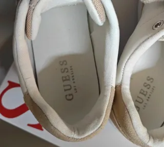 Scarpe donna Guess beige/bianche