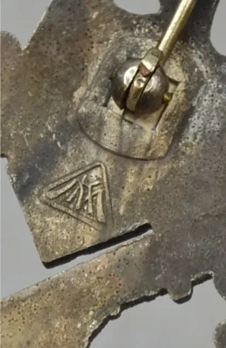 Militaria Distintivo Wehrmacht de Assalto em Prata