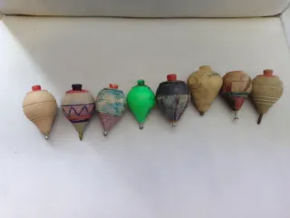 Lote peonzas antiguas