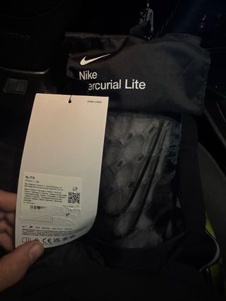 Caneleiras Nike Mercurial Lite XL/TG