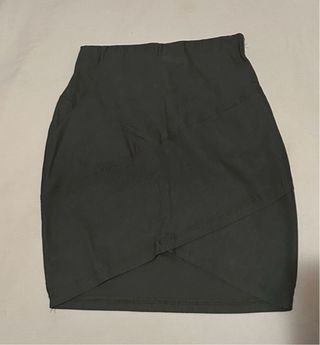 Minifalda elástica tiro alto