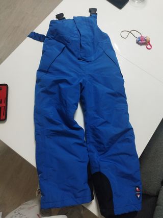 Conjunto nieve niño 2-4 años.