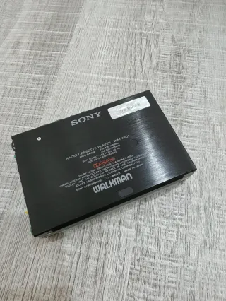 Sony Walkman WM-F601 Radio Cassette