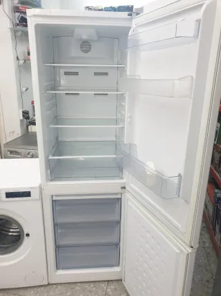 Pack Nevera Beko y Lavadora Teka