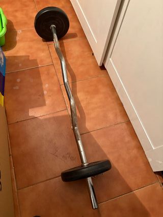 Barra de pesas curva