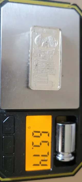 Plata 999 Historia de Inglaterra. Peso 65.74 gr.