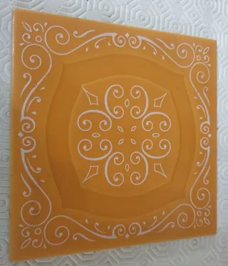 Piastrelle decorative con motivo floreale