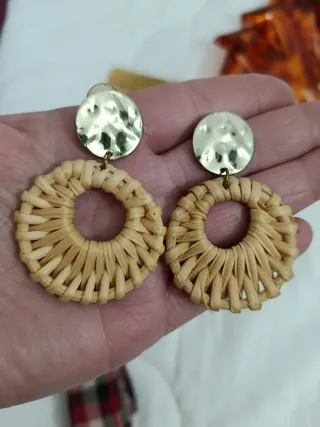 Flamenca: Peinetas Pendientes Pulsera Peinecillos