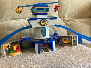 Super Wing Aeropuerto Torre Control