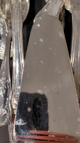 Set unico di 64 posate placcate argento 800 AMZ