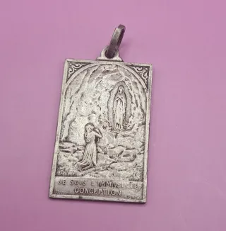 Medalla Virgen de Lourdes