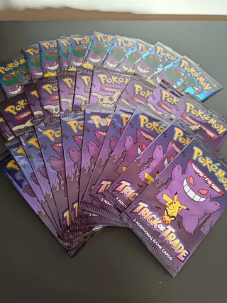 30 bustine Pokémon Trick or Trade nuove