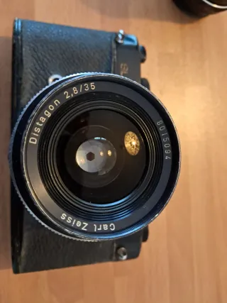 Cámara analógica Rolleiflex SL35 con 2 objetivos