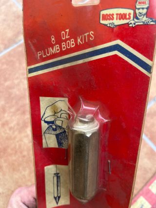 4 PLOMADAS DE ALBAÑIL DE 8 oz.