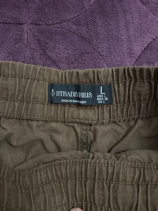 Pantalones marrones Stradivarius