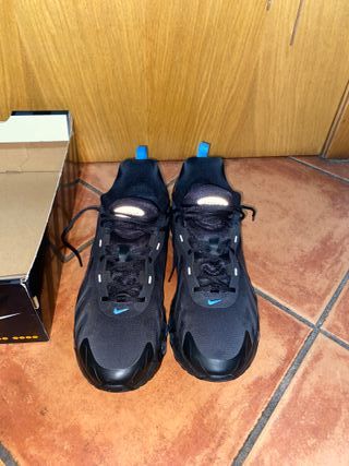 Zapatillas Nike DN8 Talla 45