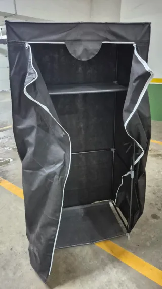 Armario de tela negro