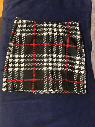 Falda estampada de cuadros