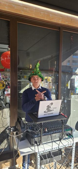 DJ Fiestas Cumpleaños Bodas Bautizos