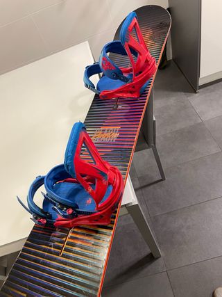 Tabla Snow Burton con Fijaciones