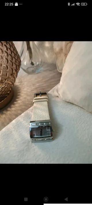 Reloj Lotus Mujer Blanco y Plateado