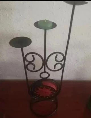 Candelabro de metal