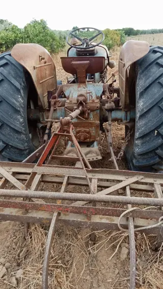 Tractor Ebro Super 55